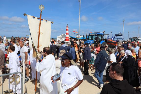 La Confrérie du Hareng Côtier de Berck aux traditionnelles Fête de la Mer du 15 VIII 2024